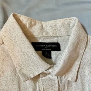 Small Slim-Fit Banana Republic Linen Button-down